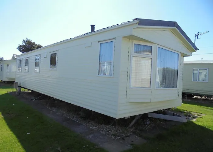Northshore: Salisbury Ns:- 8 Berth, 3 Bedrooms
