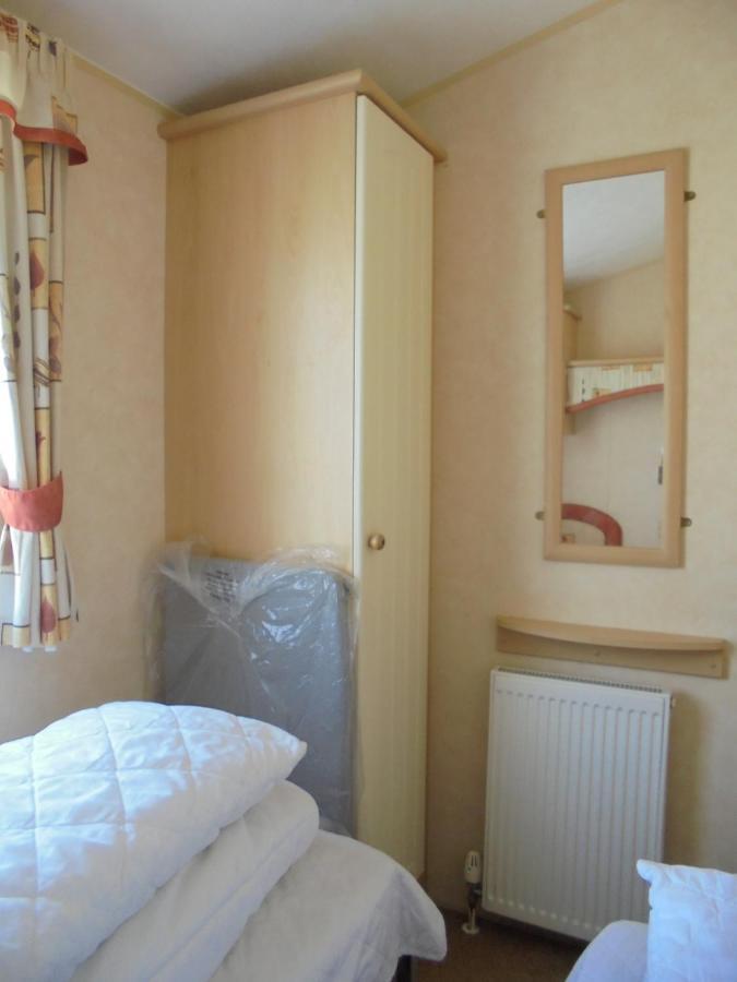 Apartment Northshore: Salisbury Ns:- 8 Berth, 3 Bedrooms *