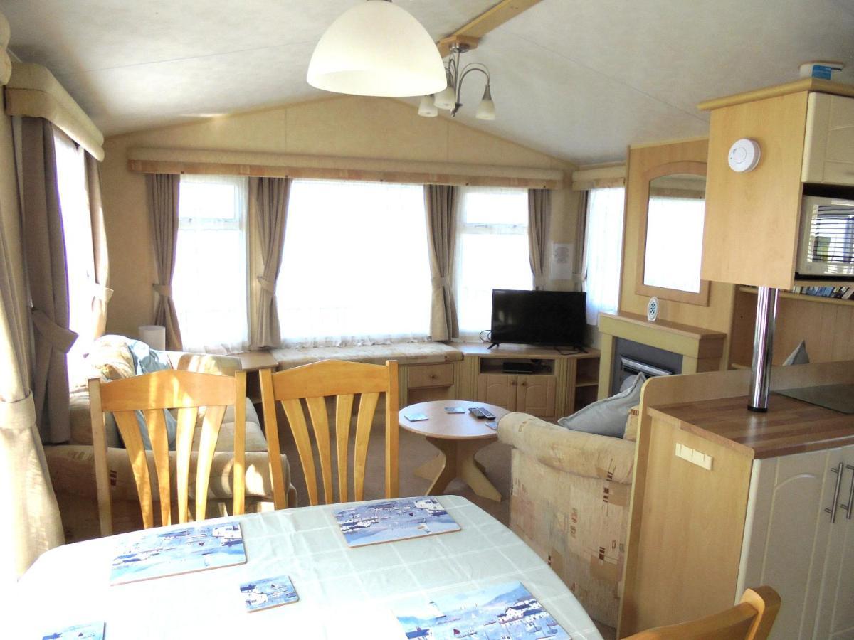 Northshore: Salisbury Ns:- 8 Berth, 3 Bedrooms Apartment
